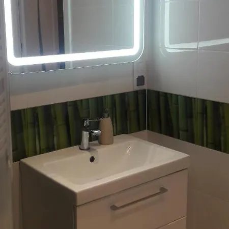 Apartament Tarsis Rum i privatbostad Kołobrzeg