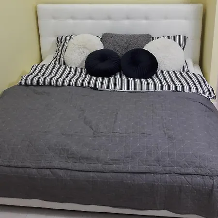 Apartament Tarsis Rum i privatbostad